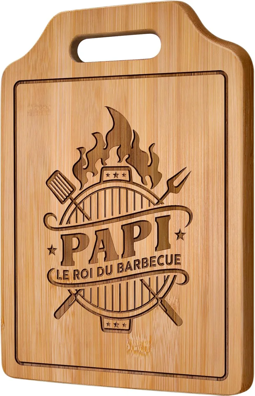 Planche en bambou « Papi roi du barbecue »